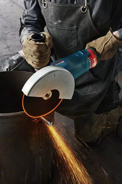 Болгарка (угловая шлифмашина) Bosch Professional GWS 24-230 JZ, купить в  Украине: цена 7938 грн в каталоге интернет-магазина МОТОБЛОК